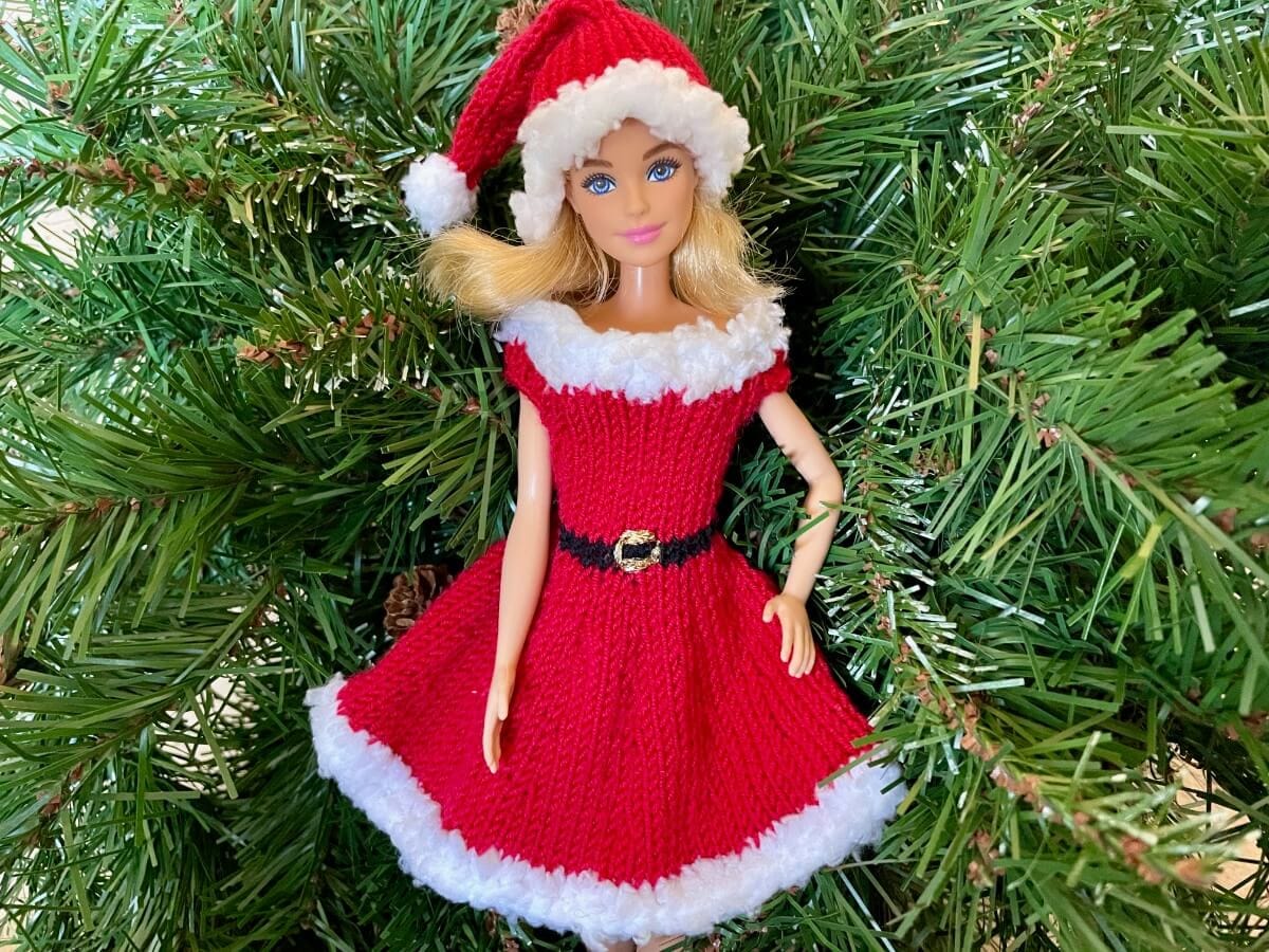 Free Barbie doll santa outfit knitting pattern