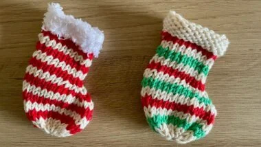 Easy Knit Mini Christmas Stocking (Free Pattern, Knit in the Round) Striped mini stockings knit in the round