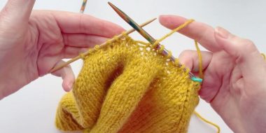 How to Finish Knitting a Hat with Circular Needles - without DPNs or ...